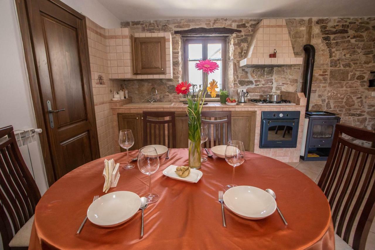 Nona Nina Apartman Vižinada Kültér fotó