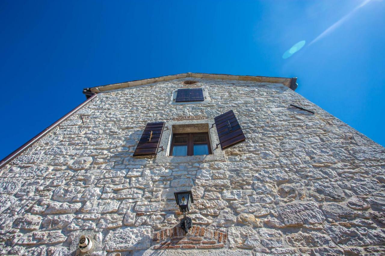 Nona Nina Apartman Vižinada Kültér fotó
